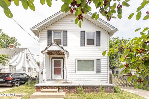 1916 Berdan Ave, Toledo, OH, 43613-5006 | Card Image