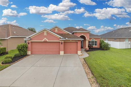 8453 Creedmoor Ln, NEW PORT RICHEY, FL, 34654-4615 | Card Image