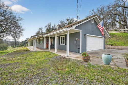 4440 Baldwin Ln, Valley Springs, CA, 95252-9564 | Card Image