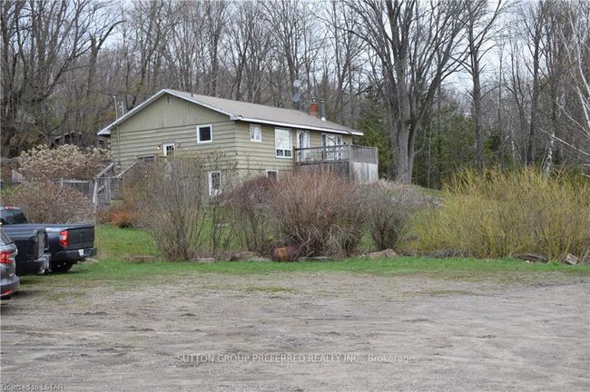 1652 Russell Landing Rd, Home with 0 bedrooms, 0 bathrooms and 100 parking in Dorset ON | Image 6