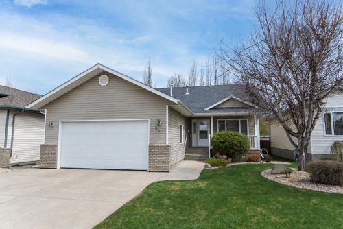 90 Alberts Close, Red Deer, AB, T4R3J7 | Card Image