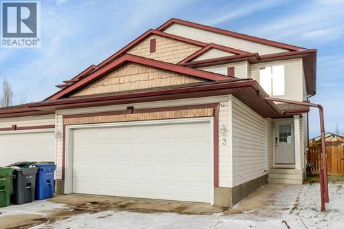 3 Amlee Close, Red Deer, AB, T4R3G2 | Card Image