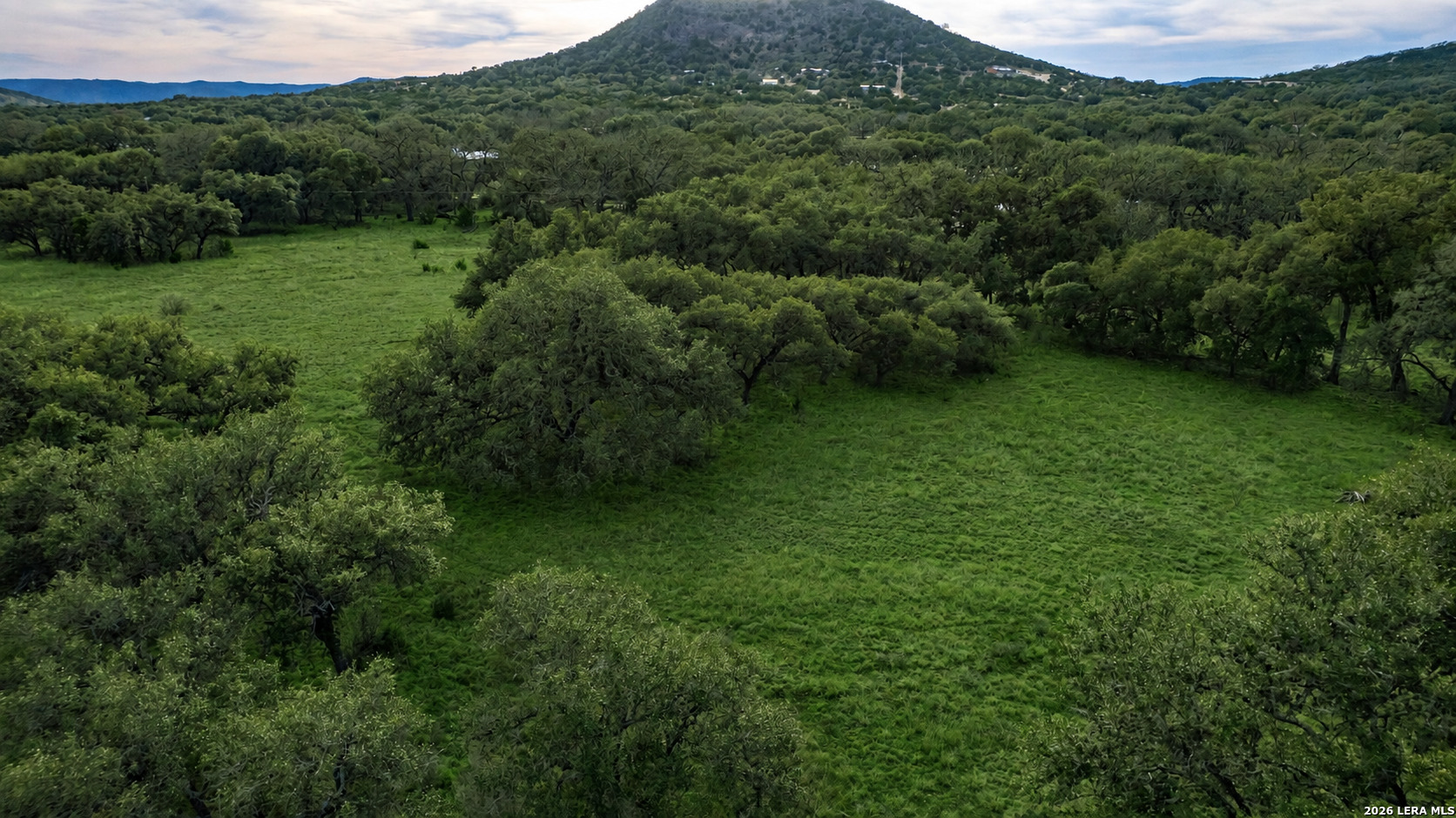 Land in Leakey