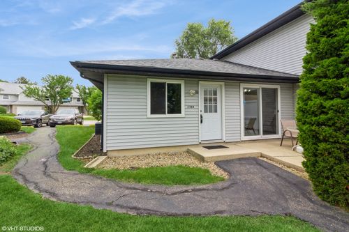 2304-2304 Carnation Dr, Crest Hill, IL, 60403-1604 | Card Image
