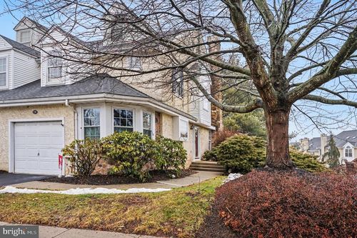 1706 Coventry Pointe Ln, POTTSTOWN, PA, 19465-7489 | Card Image