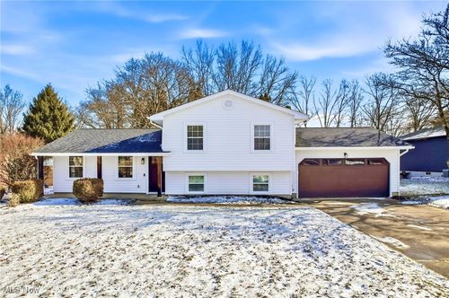 325 Nebraska Ave, Mc Donald, OH, 44437-1518 | Card Image