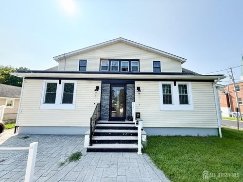 73 Laurence Pkwy, Laurence Harbor, NJ, 08879-2738 | Card Image