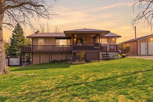 38 Hillcrest Dr, Marion, KS, 66861-9365 | Card Image