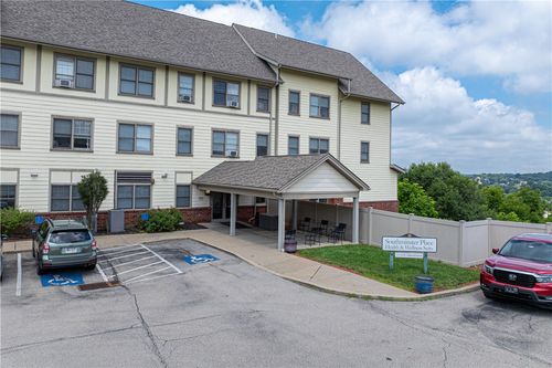 880 S Main St, Washington, PA, 15301-6287 | Card Image