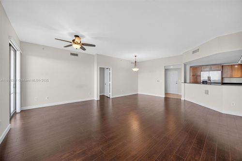 apt-704-8390 Sw 72nd Ave, Miami, FL, 33143-7667 | Card Image