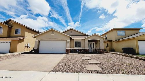1520 Prickley Pear Dr, El Paso, TX, 79912-8501 | Card Image
