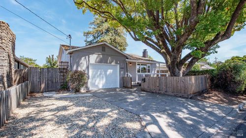 2148 Terrace Dr, Napa, CA, 94559-4109 | Card Image