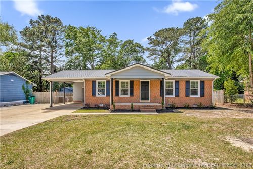 3220 Periwinkle Dr, Fayetteville, NC, 28306-2632 | Card Image