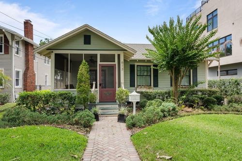 613 E Pine St, ORLANDO, FL, 32801-2852 | Card Image