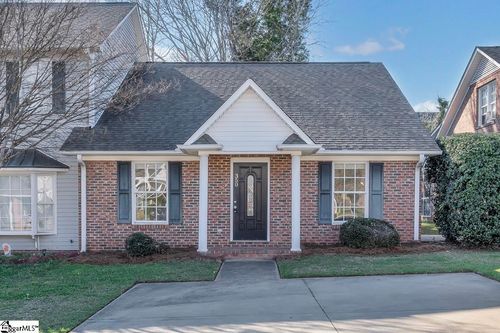 350 W Pointe Dr, Spartanburg, SC, 29301-3401 | Card Image