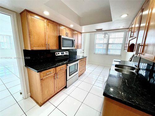 apt-204-1501 S Ocean Dr, Hollywood, FL, 33019-2319 | Card Image