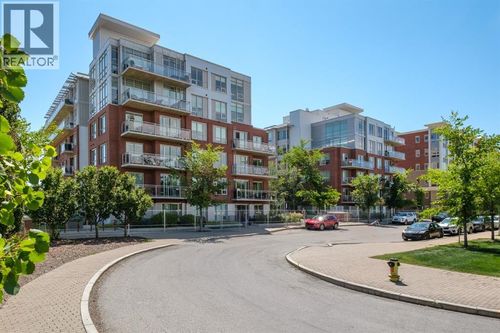 63 Inglewood Pk Se, Calgary, AB, T2G1B7 | Card Image