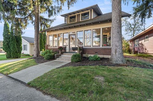 108 3rd St, Winona Lake, IN, 46590-1119 | Card Image