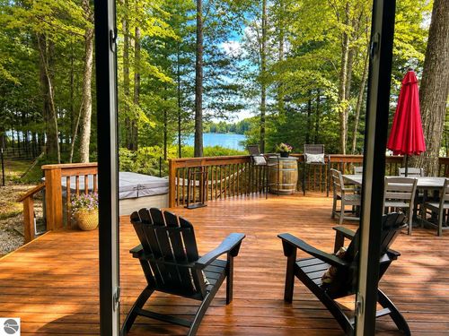 11575 Fredmar Dr, Interlochen, MI, 49643-9101 | Card Image