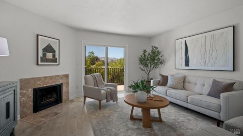 5-100 Marin Center Dr, San Rafael, CA, 94903-2714 | Card Image