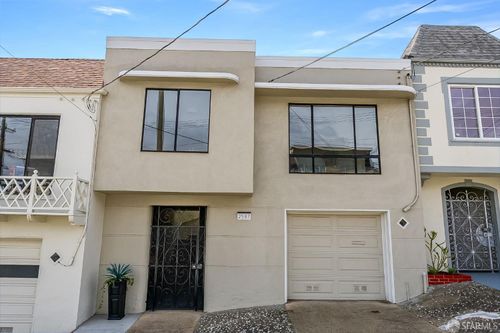2587 35th Ave, San Francisco, CA, 94116-2811 | Card Image