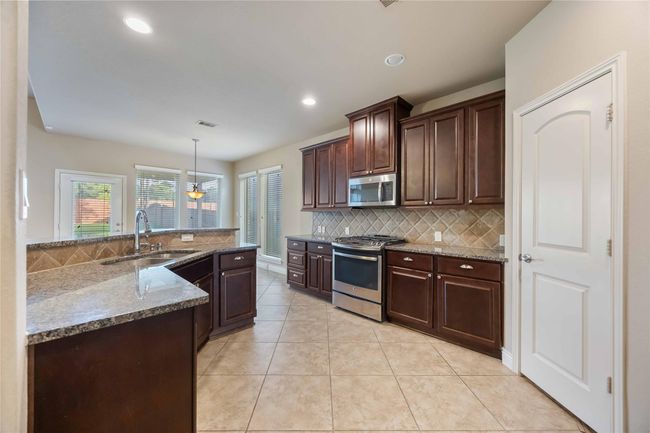 2604 Mountain Sage Dr, House other with 4 bedrooms, 4 bathrooms and 2 parking in Pearland TX | Image 9