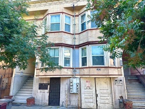 555 33rd St, Oakland, CA, 94609-3007 | Card Image