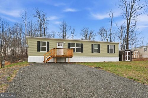 398 Laurel Run Dr, QUAKERTOWN, PA, 18951 | Card Image