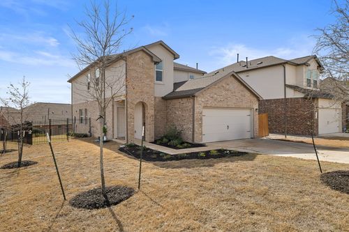 8015 Purple Aster Pass, Lago Vista, TX, 78645-2293 | Card Image