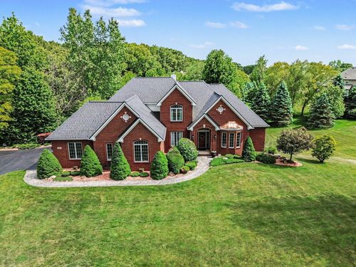 85 Timber Ridge Ct, Milan, MI, 48160-8927 | Card Image