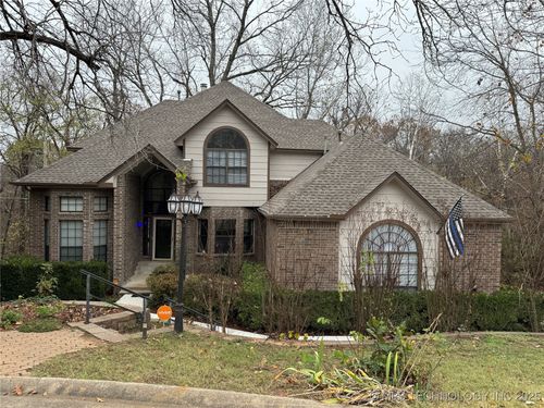 3315 S 72nd West Ave, Tulsa, OK, 74107-4532 | Card Image