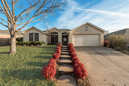 1130 Fawn Meadow Trail, Kennedale, TX, 76060 | Card Image