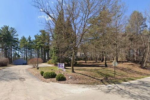 3600 S Old Us Highway 23, Brighton, MI, 48114-8603 | Card Image