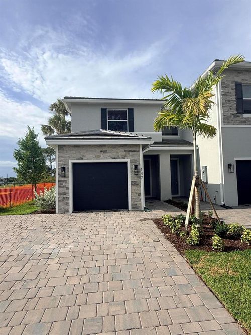 147 Lakeside Landing Ct, Royal Palm Beach, FL, 33411 | Card Image