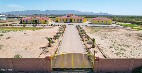 24235 W Pinnacle Vista Ln, Wittmann, AZ, 85361-8417 | Card Image