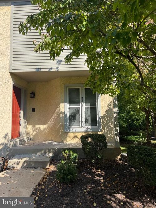 2309-2309 Leeds Ct, WEST CHESTER, PA, 19382-7911 | Card Image