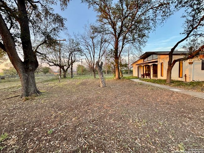3280 Gopher Hl, House other with 3 bedrooms, 2 bathrooms and null parking in China Grove TX | Image 6