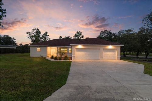 8451 Nuzum Rd, WEEKI WACHEE, FL, 34613-4549 | Card Image