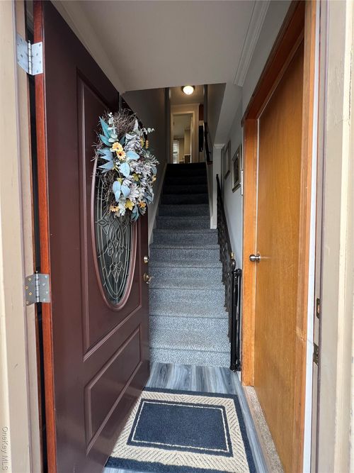 626 Wool Ave, Franklin Square, NY, 11010-3518 | Card Image