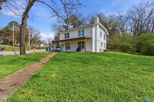 528 N Royal Avenue, Florence, AL, 35630 | Card Image