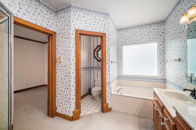 613 Seals Rd, House other with 4 bedrooms, 4 bathrooms and null parking in Bartonville TX | Image 17