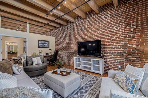 apt-2e-1745 Wazee St, Denver, CO, 80202-5968 | Card Image
