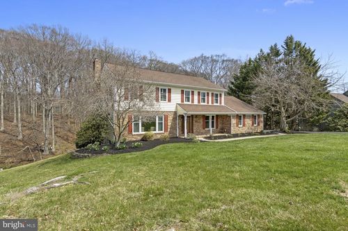 105 Carriage Dr, Hockessin, DE, 19707-1329 | Card Image