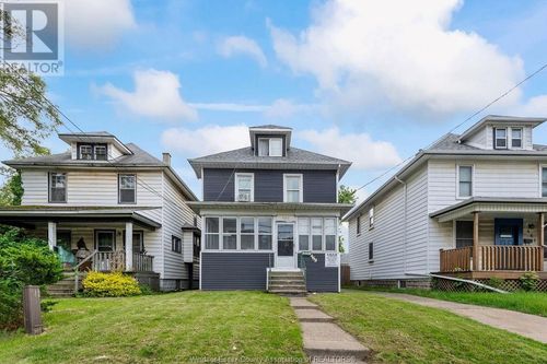 469 Mill St, Windsor, ON, N9C2R7 | Card Image