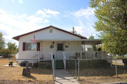 304 3rd St, Mountain View, WY, 82939-5017 | Card Image