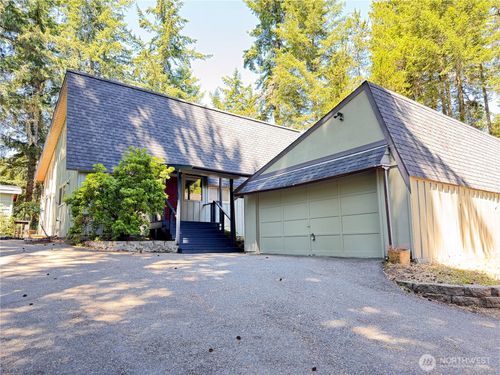110 E Rhododendron Ln, Union, WA, 98592-9710 | Card Image