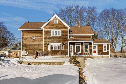 43 Laurel Hill Ave, Pascoag, RI, 02859-3124 | Card Image