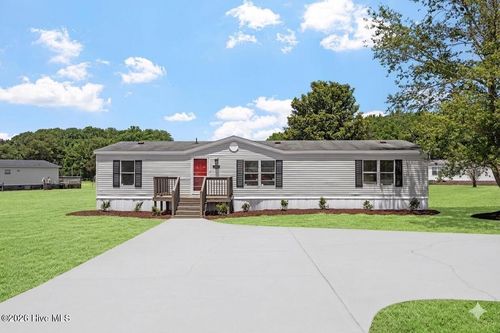 105 Stone Glen Pl, Pikeville, NC, 27863-8873 | Card Image
