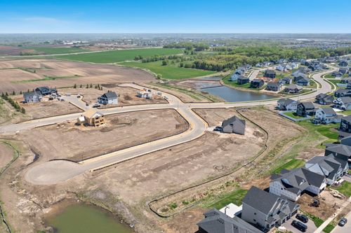 19517 Hammock Ave, Lakeville, MN, 55044-6532 | Card Image