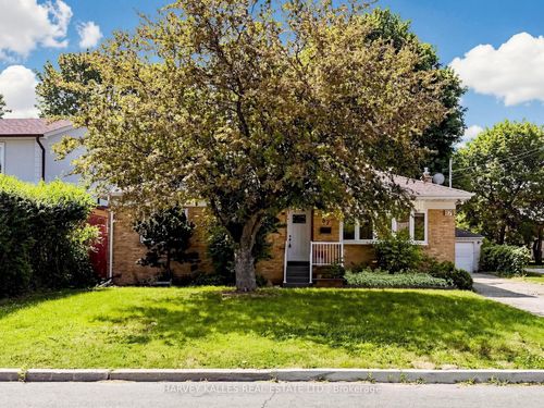 87 Combe Ave, North York, ON, M3H4J6 | Card Image